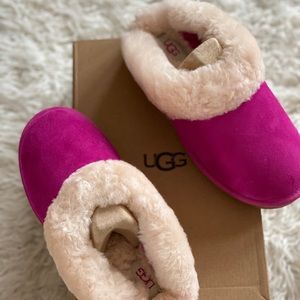 New UGG Women sz 6 CoquetteSlipper Pink Fuchsia